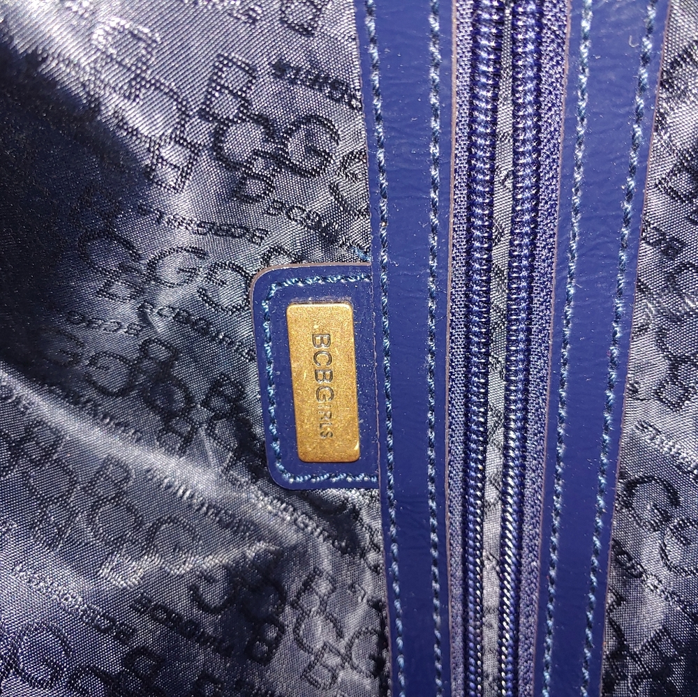 Purse - Picture 4 of 7